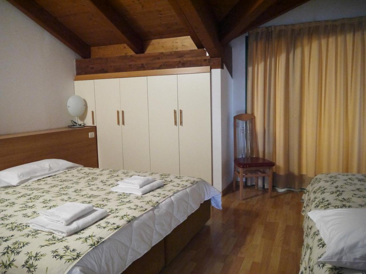 Hotel Oasi Muggia Exterior photo